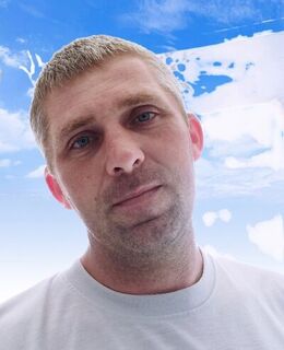 Александр Иванов